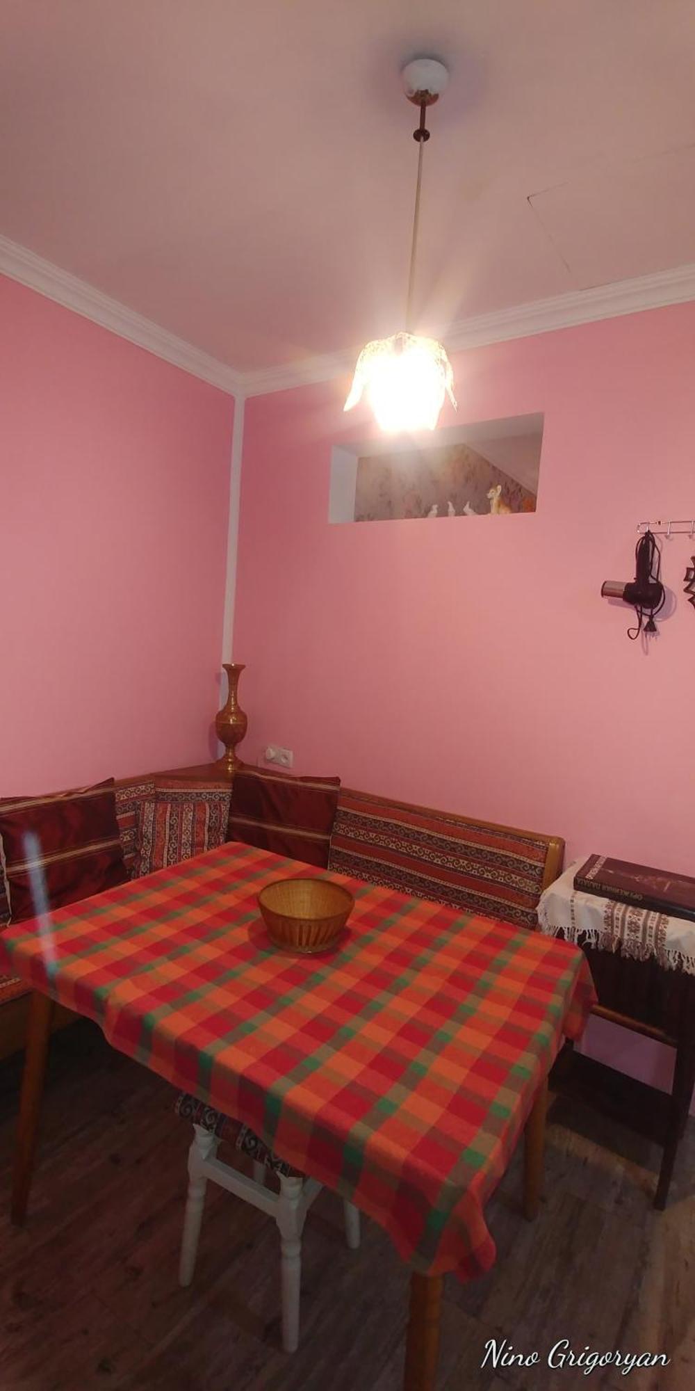 Guest House Nise Tbilisi Bagian luar foto