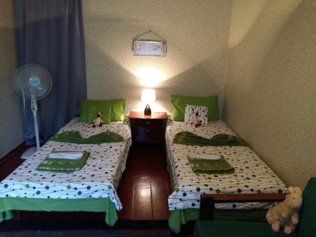 Guest House Nise Tbilisi Bagian luar foto